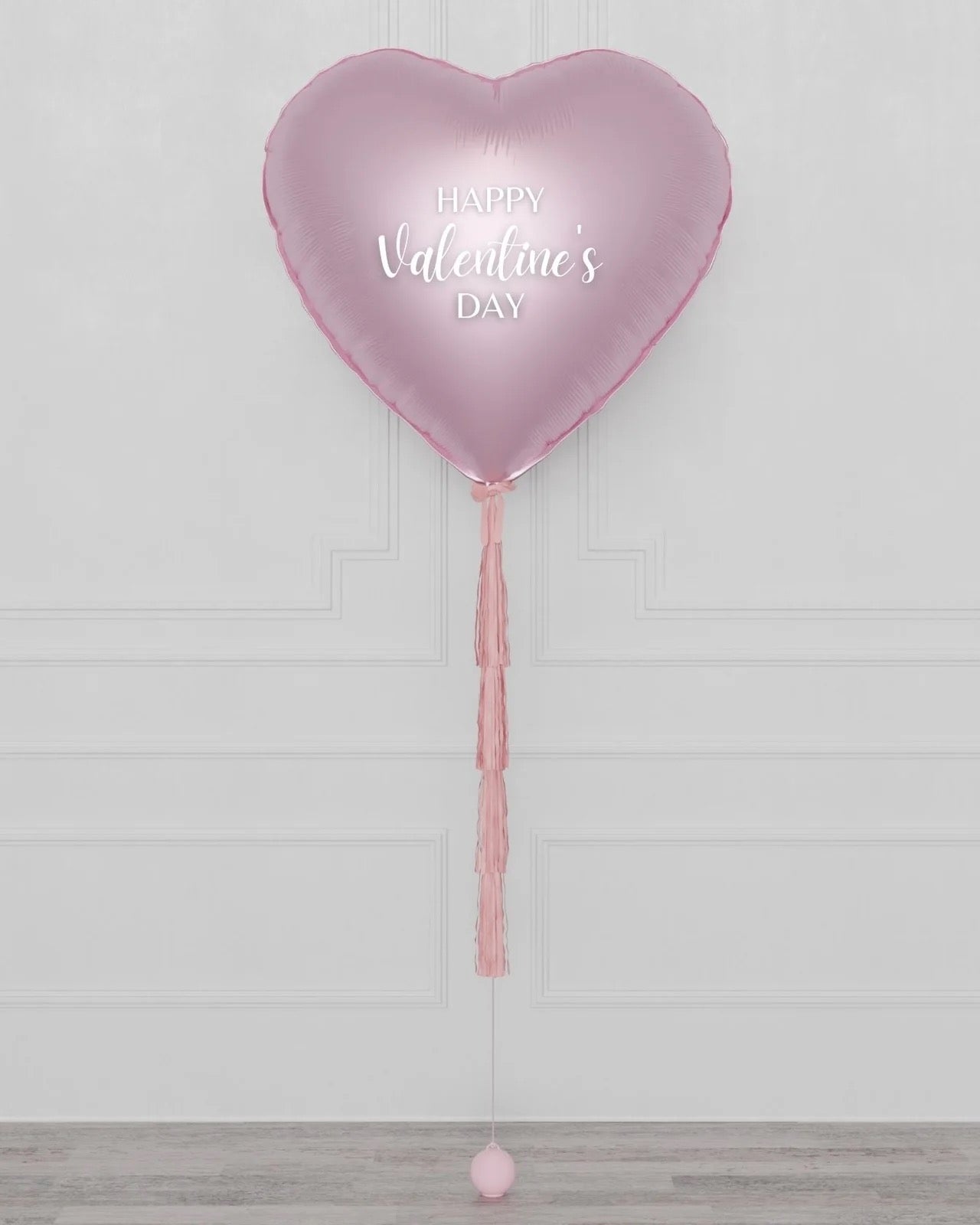 Jumbo heart balloon with tassel + personal message