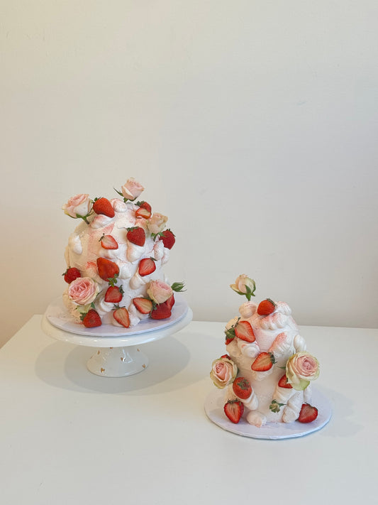 BERRY DOME CAKE