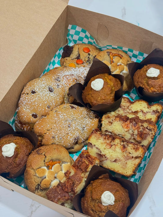 COZY CRAVINGS PASTRY BOX