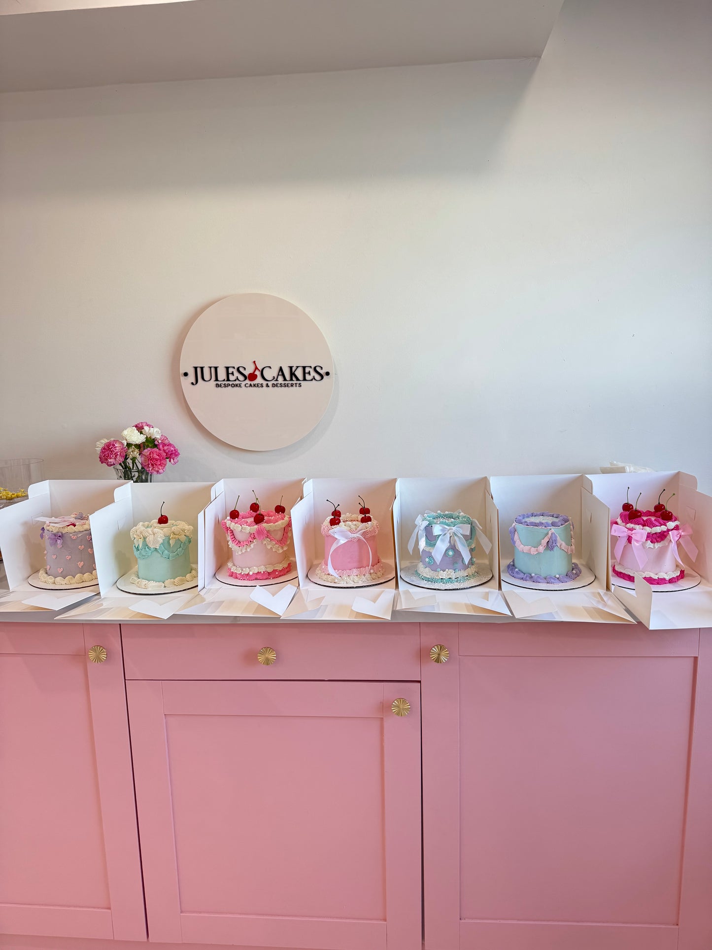 August 14| BEACHY VINTAGE: cake decorating workshop | 6:00pm-9:00pm