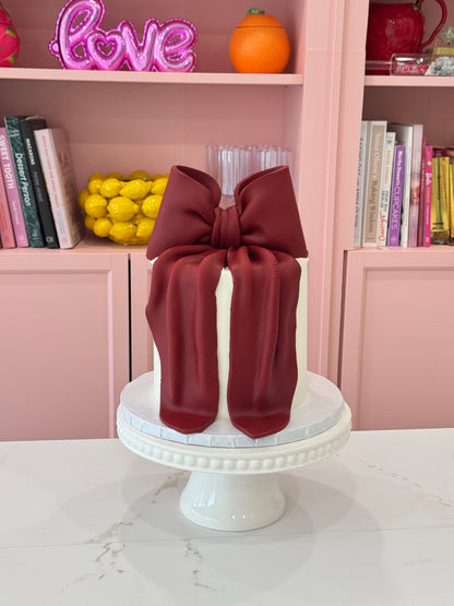 XL Bow cake